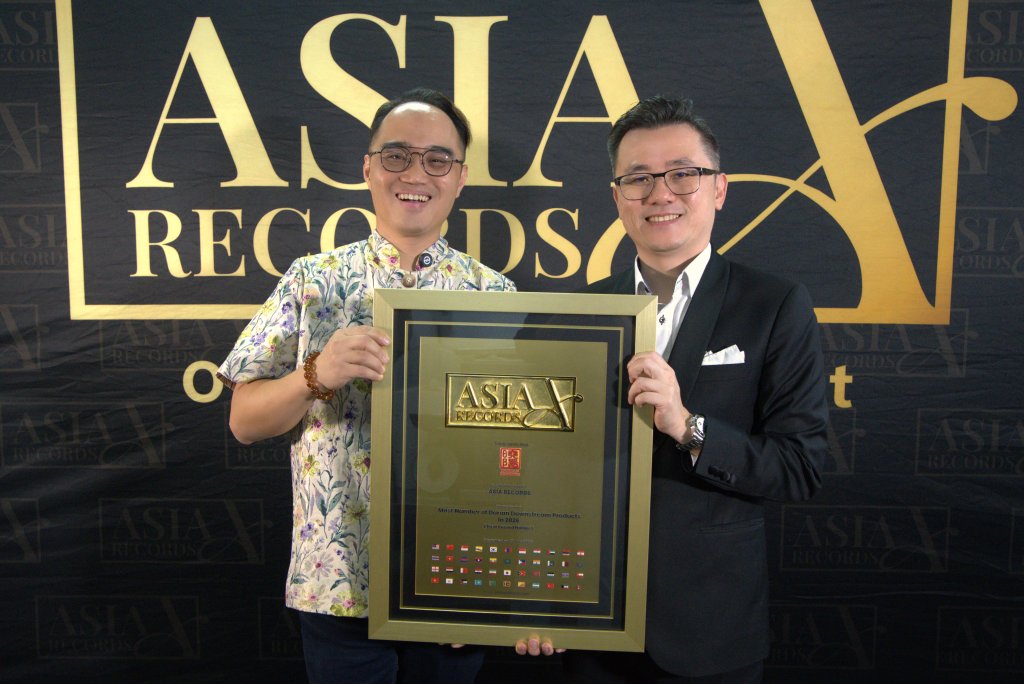 Durian Kingdom Asia Record recognition